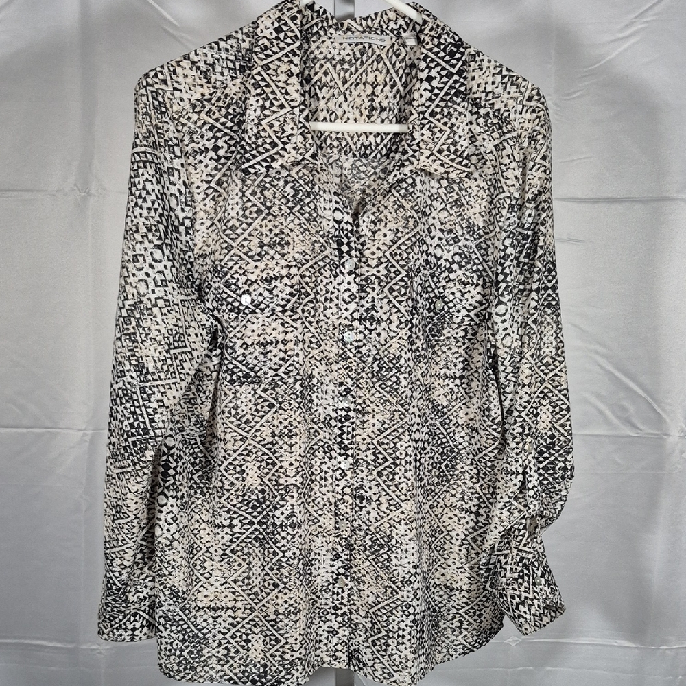 Notations Geometric Black and White Button Down Blouse